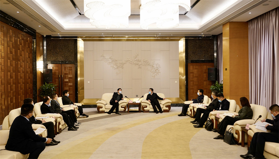 省尊龙凯时集团党委书记、董事长任丁率队赴南充调研